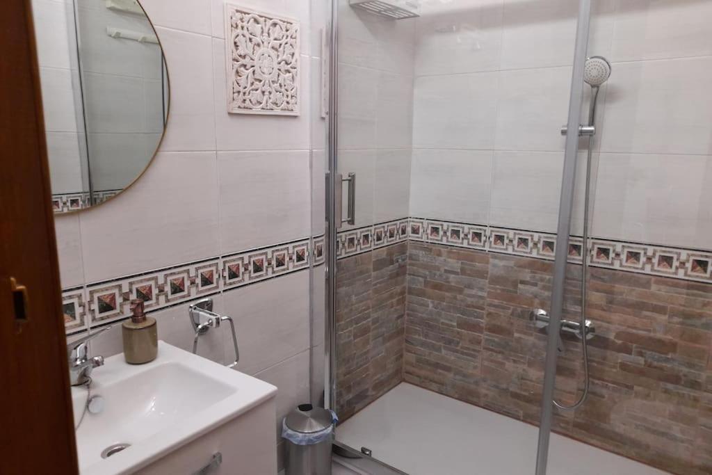 Apartamento Castilla 30 Bis - Parking Publico Gratuito Toledo